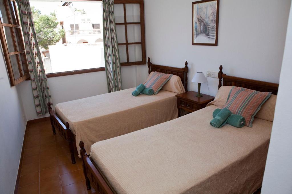 Apartamentos Llevant Cala Figuera  Zimmer foto